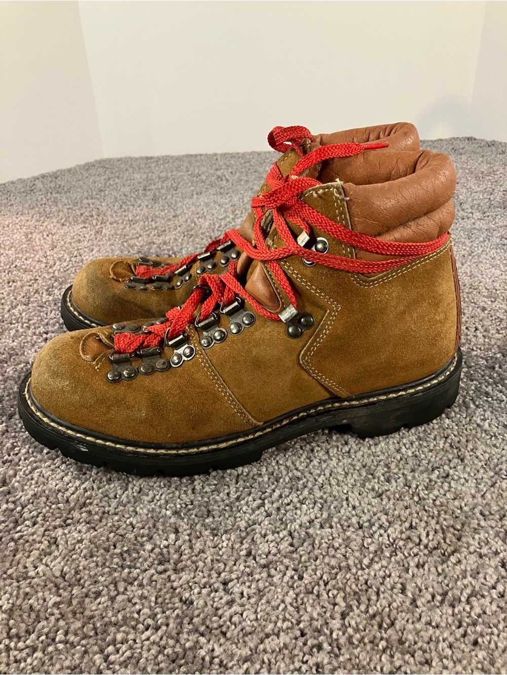 Vintage MONTBLANC Brown Suede Mountaineering Mountain Boots Womens SIze 8D